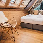 샬레 Czarne Wierchy Mountain Retreat *