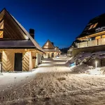 Czarne Wierchy Mountain Retreat *