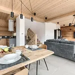 Czarne Wierchy Mountain Retreat 샬레 코스실리스코