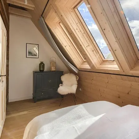 Czarne Wierchy Mountain Retreat *
