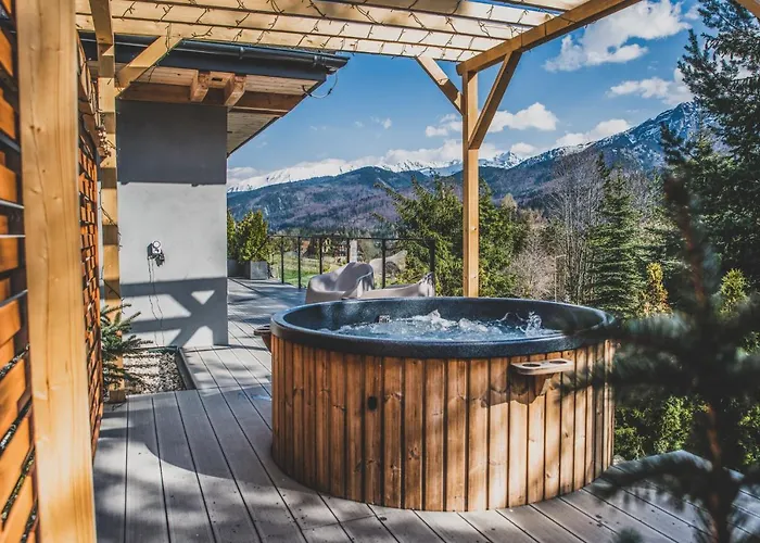 Czarne Wierchy Jacuzzi - Luxury Chalet Kościelisko